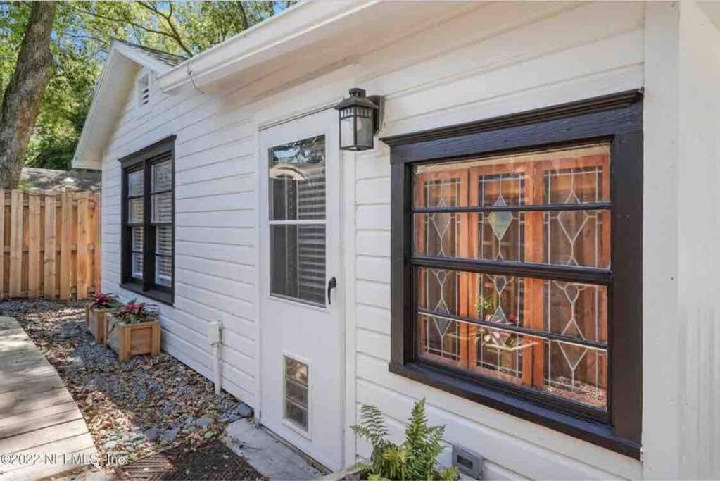 Stylish Bungalow Near Dining, Parks & Entertainment Jacksonville Exterior foto